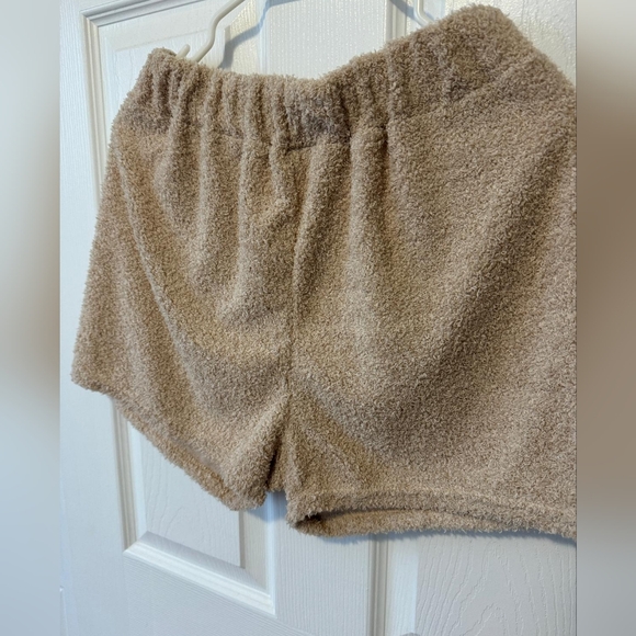 Beach shorts - Picture 3 of 4